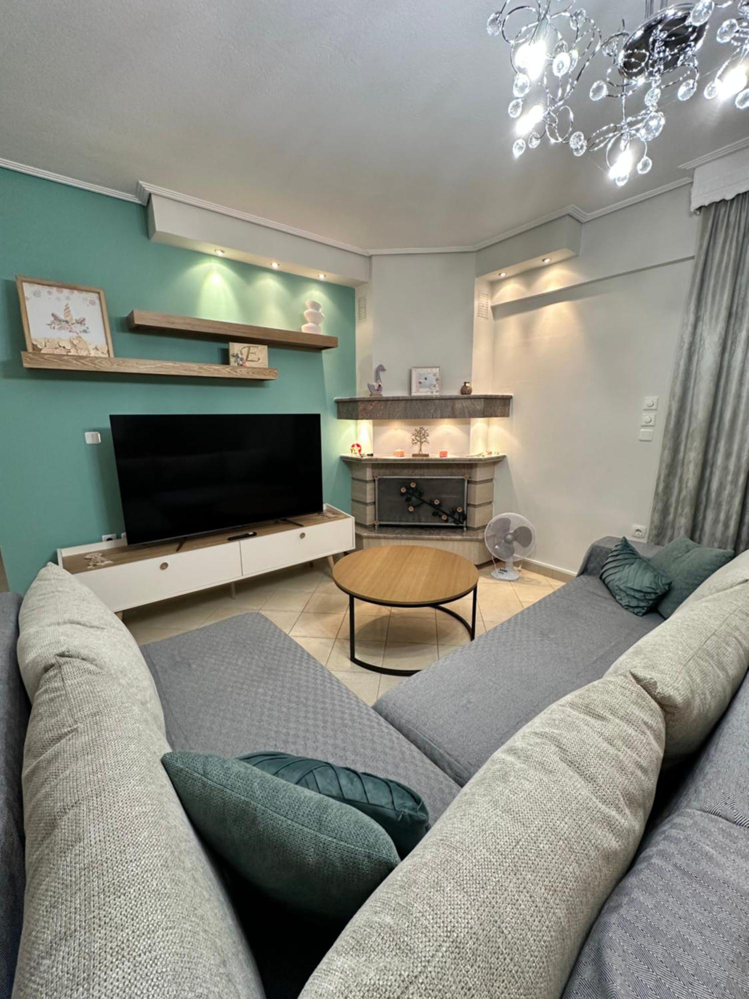 Mandalena Luxury Larissa Apartment ภายนอก รูปภาพ