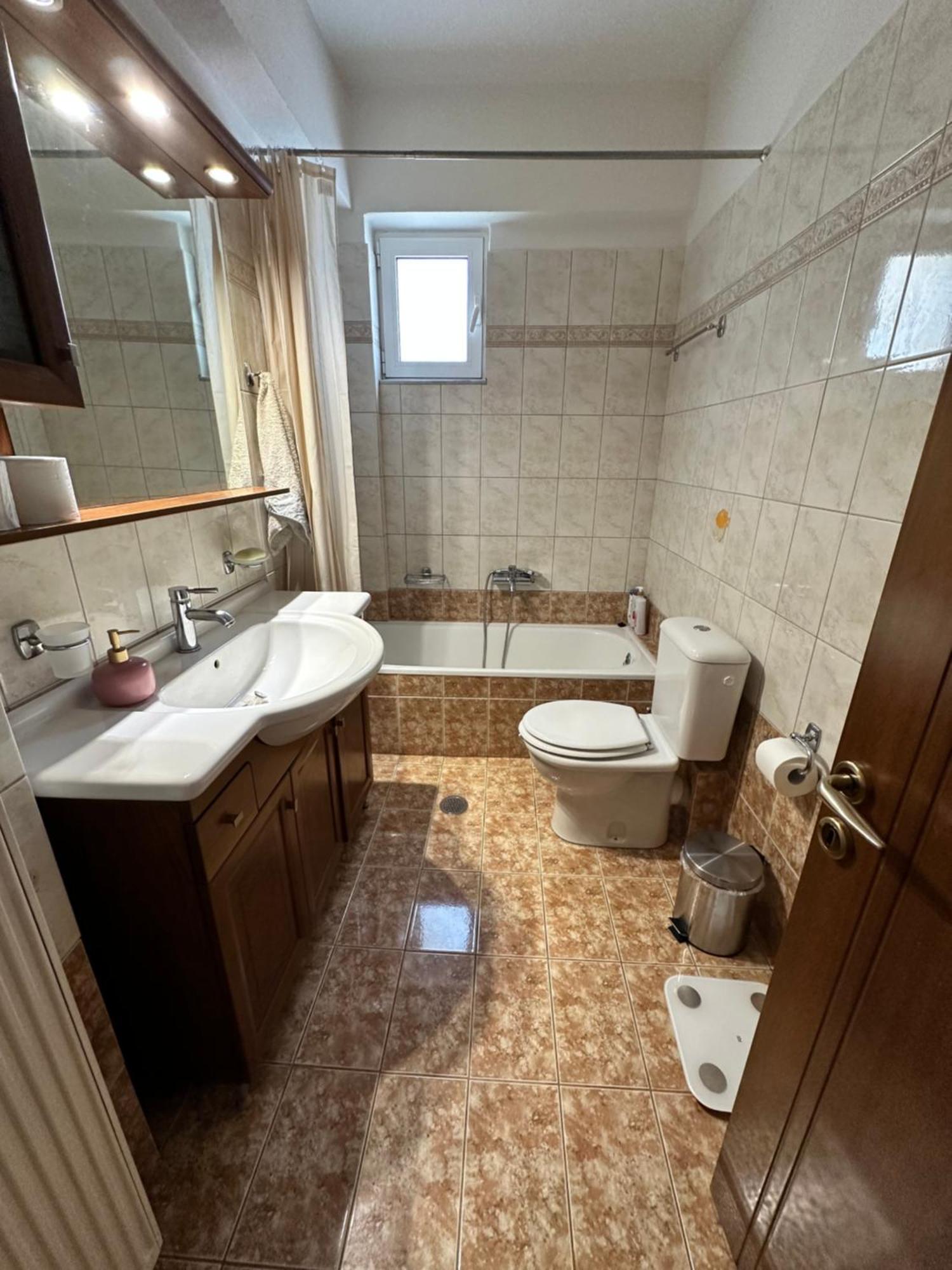 Mandalena Luxury Larissa Apartment ภายนอก รูปภาพ